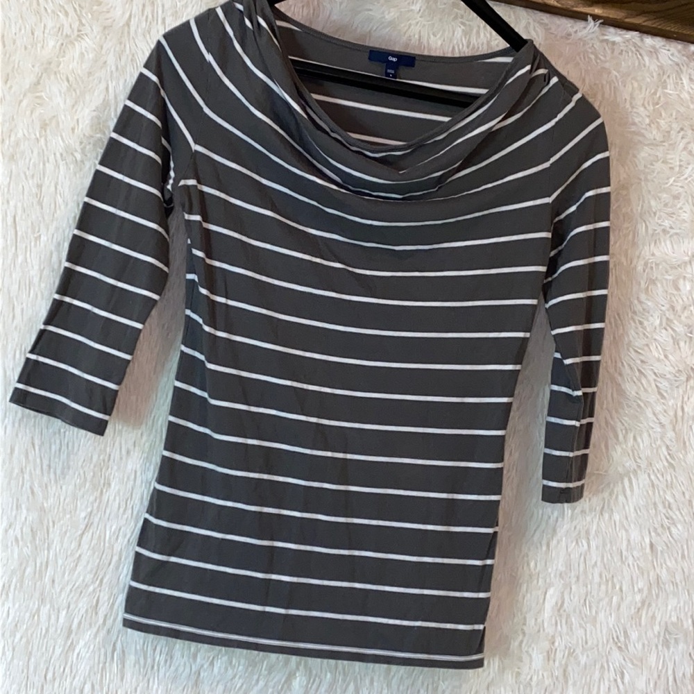 3/25$ GAP Top